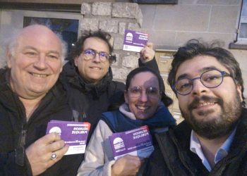 Collage et tractage Orléans en commun